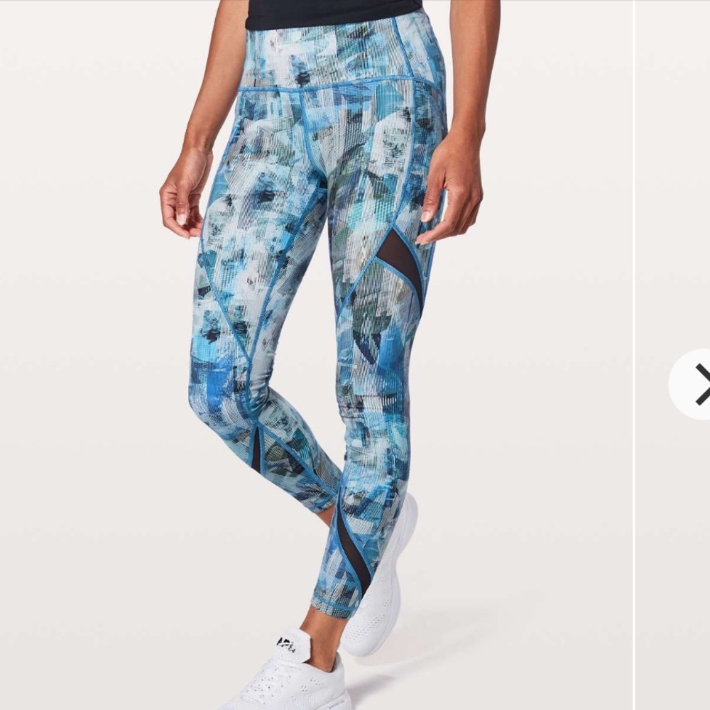 ❌SOLD❌Lululemon On Pace tight 7/8 size 2 - Picture 1 of 6